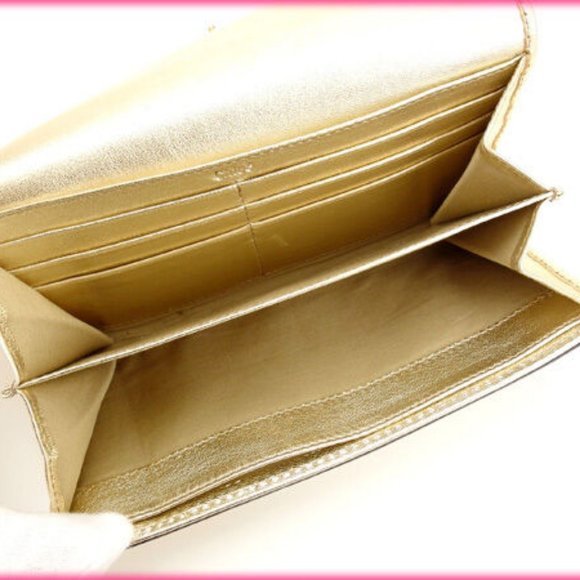 Chloe Wallet Purse Long Wallet Gold Woman Authentic Used - Picture 2 of 5